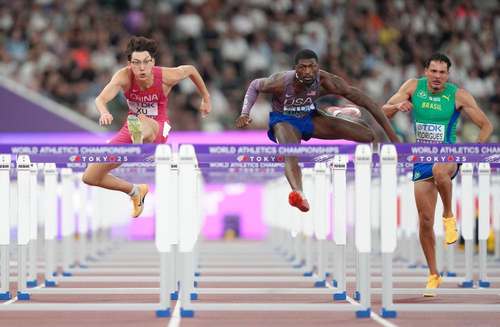 十天前在洲, 世锦赛上, 他说 十天前在洲, 世锦赛上, 他说