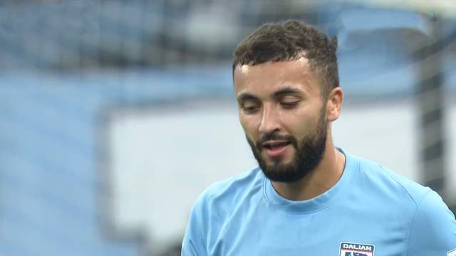 造成马镇失, 经验不足, 争冠大战中